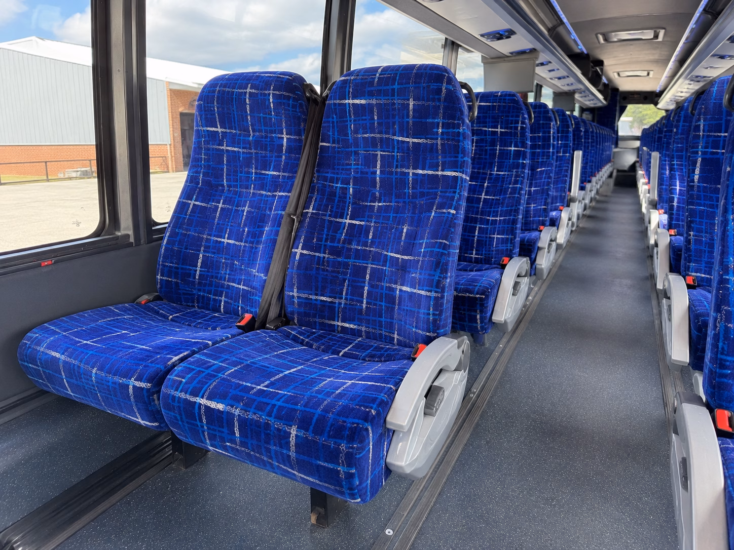 how the type of bus changes the price in st petersburg florida